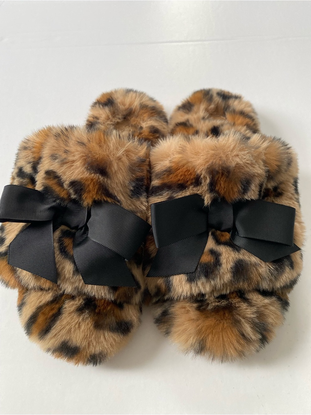 Anthropologie Leopard Print Faux Fur Bow Slippers in Brown and Black - Picture 6 of 6